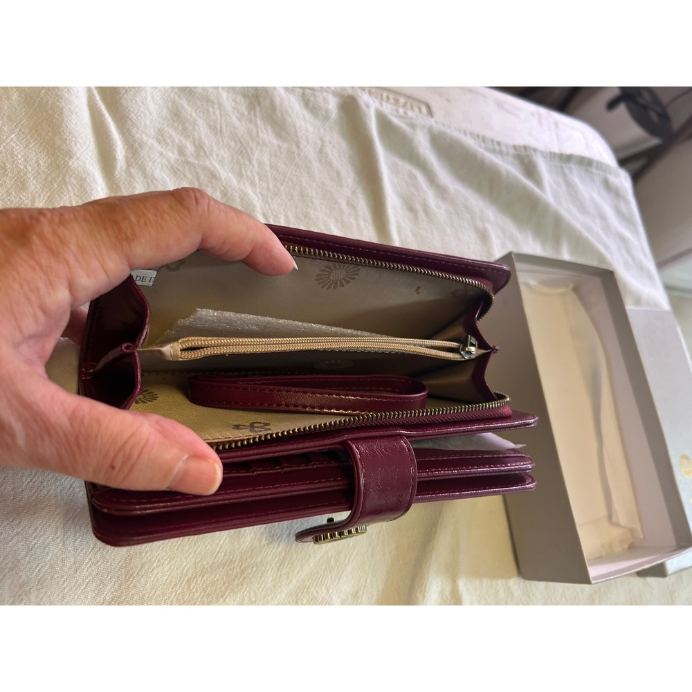 Sendefn Womens Leather Wallet Sunflower Button Plum Purple Bifold Wristlet Boxed